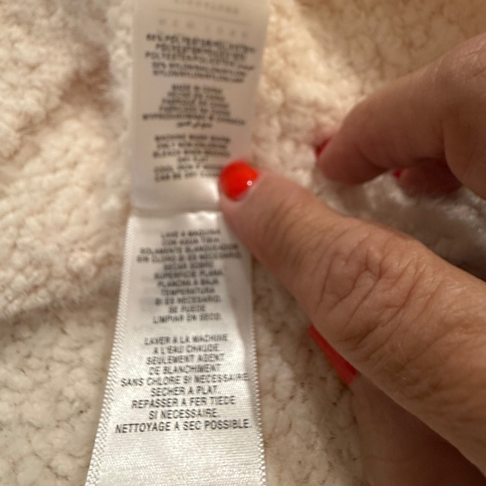 LIMITED TIME:  3 FOR $30 JONES NY PUFFY SWEATER, MEDIUM - Picture 5 of 8